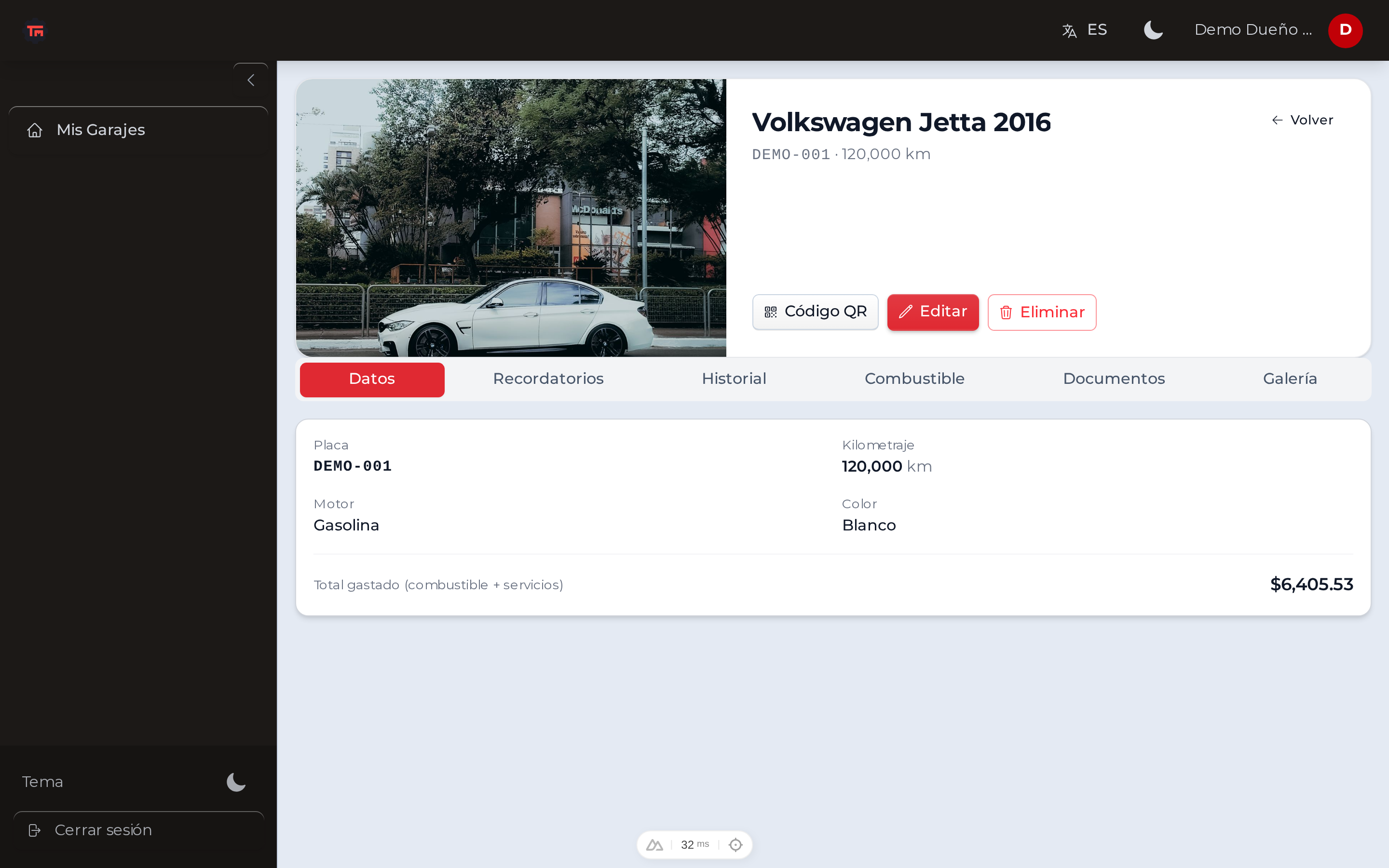 Detalle de vehículo con historial